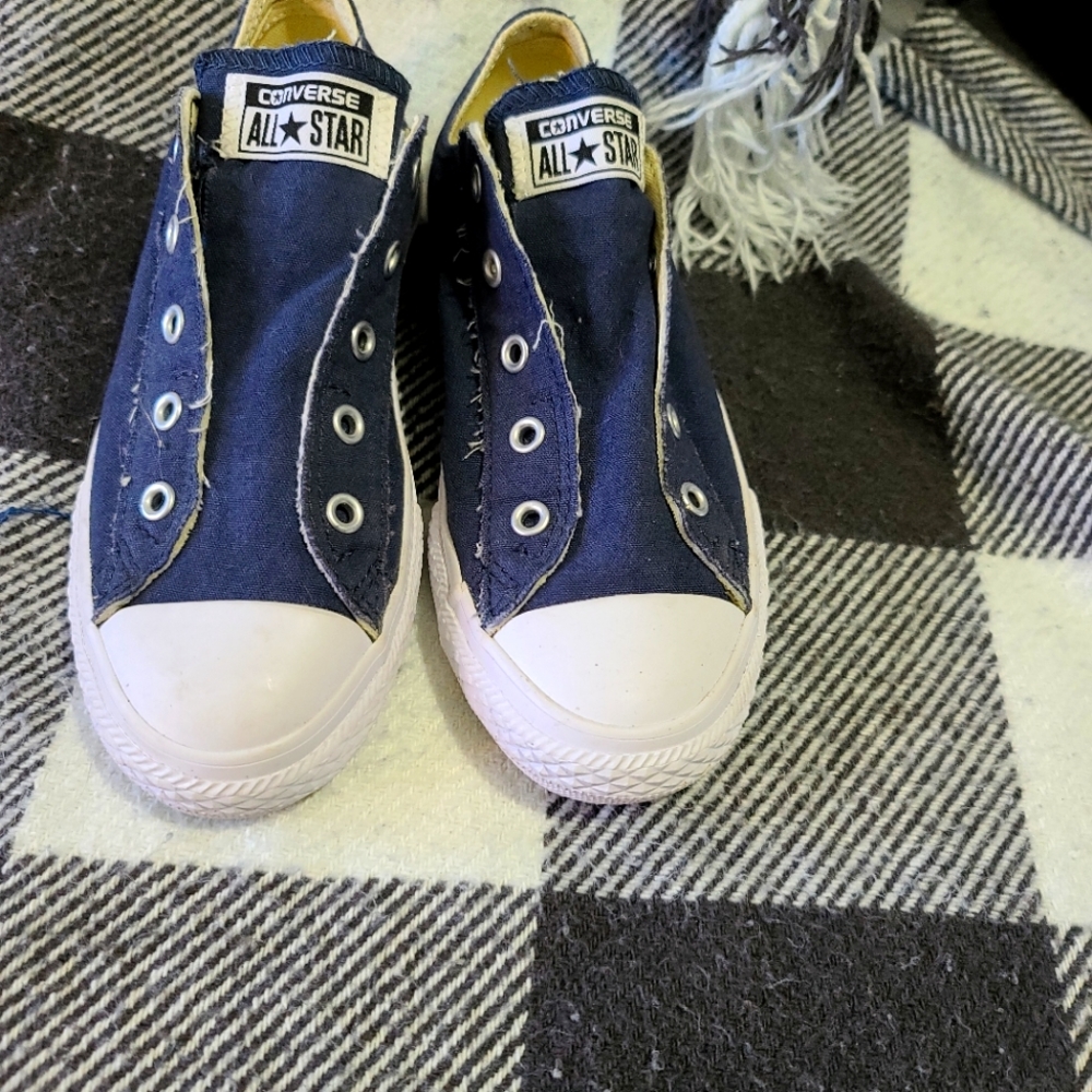 Converse blue size 6